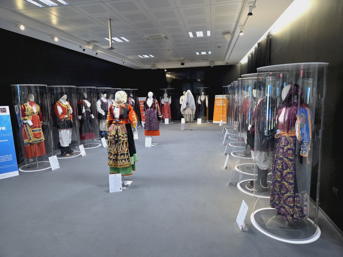Trame di Sardegna, allestimento della mostra – foto 17